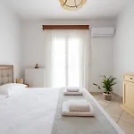 Σπίτι διακοπών Sun And Salt 3bedroom House Αλυκή